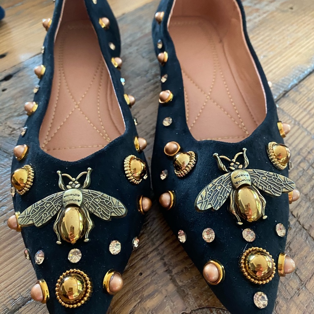 Ballet flats